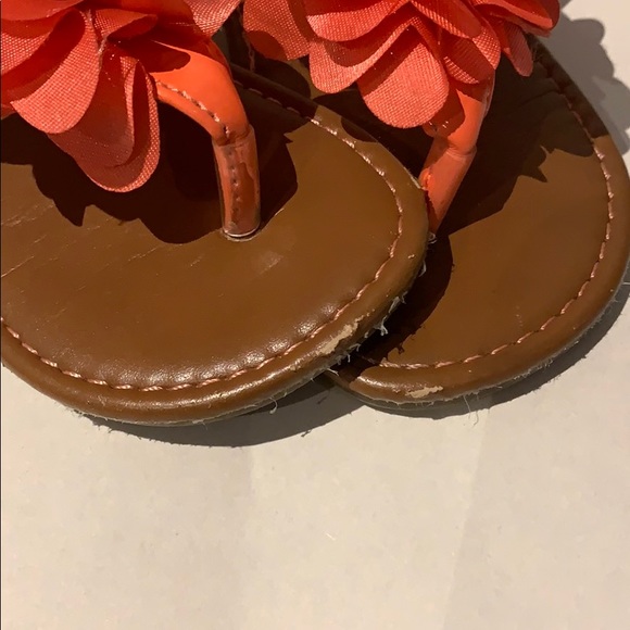 Laura Ashley sandals size 6 in coral - Picture 4 of 5
